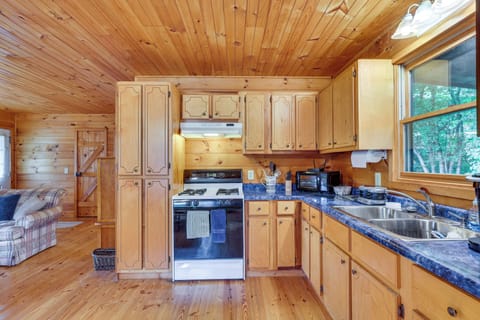 Kitchen | Cooking Basics | Dishware & Flatware