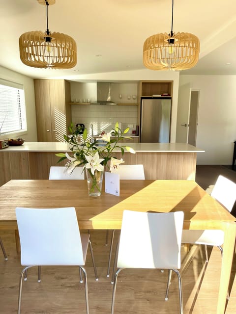 Dining are and open plan kitchen