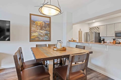 1687289716344-1710-3