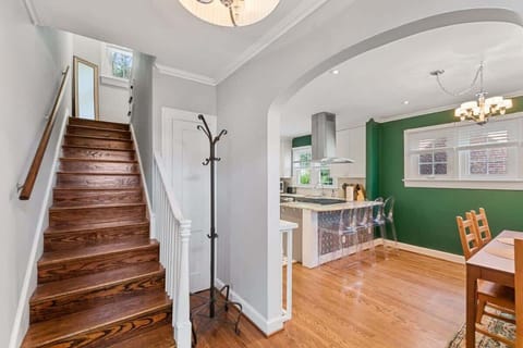 Stairs, entry to dining area