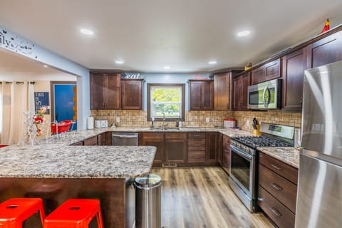 Large kitchen with counter seating
