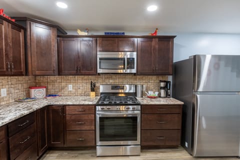 Stainless Appliances- Gas Stove