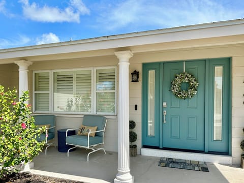 Welcoming and inviting. :)