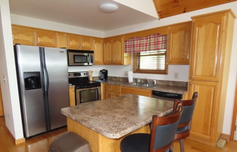 ada1128e-b352-41da-b70b-ac339d2b9c5d