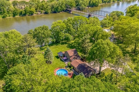Aerial property photos. Private shore by the Rock River