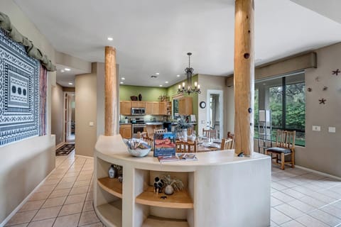 Southwestern Accents Throughout