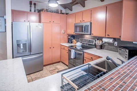 Enjoy home-cooked meals or enjoy Sun Valley's 50+ restaurants