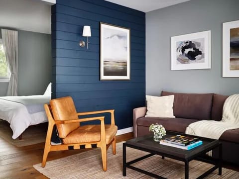 Stretch out with coffee and sunshine in the stylish lounge.