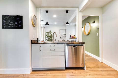 Kitchen | Cooking Basics | Coffee Maker | Microwave | Toaster