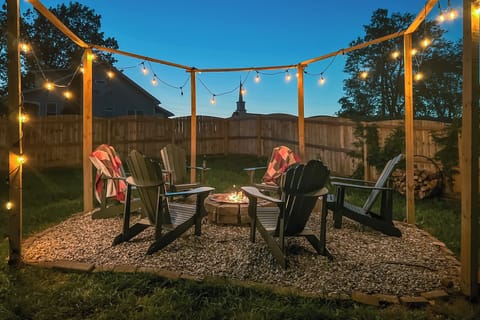 Shelbyville Vacation Rental | 3BR | 2BA | 1,700 Sq Ft | Steps Required to Access