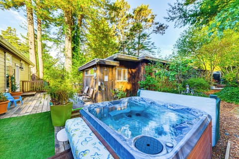 Private Hot Tub | Outdoor Shower