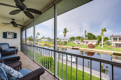 Cape Coral Vacation Rental | 2BR | 2BA | 1,280 Sq Ft | Staircase to Enter