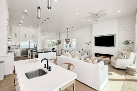 Salt & Light - Seacrest - Second Floor - Living Area - Gulf View