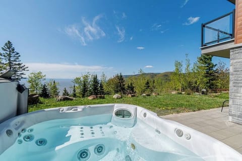 Hot tub
