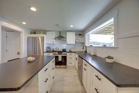 Kitchen | Cooking Basics | Drip Coffee Maker | Dishwasher