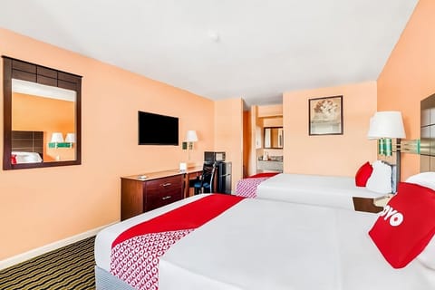 Comfortable unit with 2 Queen beds