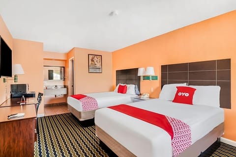 Unit with Double size beds. Exact unit will be assigned upon arrival. Views, colors and decor may vary.