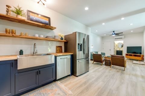 Kitchen | Cooking Basics | Dishwasher | Coffee Maker & Grinder