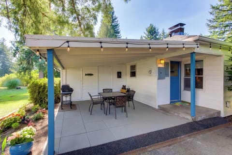 Cottage Exterior | Large Backyard | Near Leaburg Canal & McKenzie River
