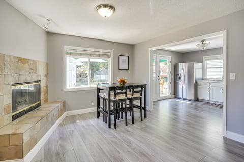 Additional Dining Area | 1st Floor