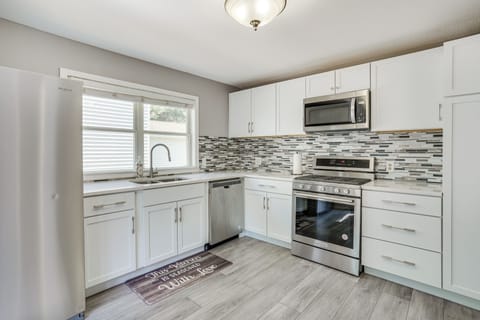 Kitchen | 1st Floor | Dishwasher | Coffee Maker