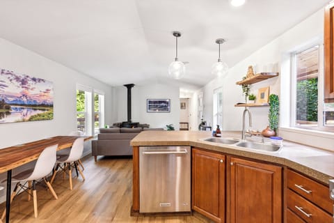 Because who wants to handwash dishes on vacation?