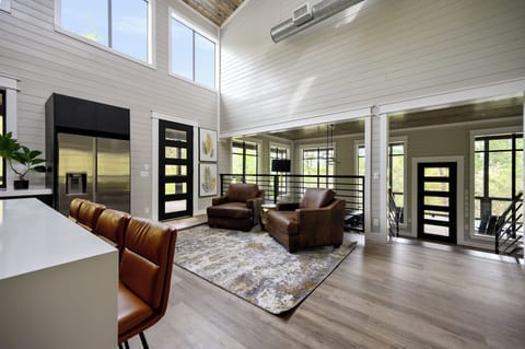 Additional lounging area. 