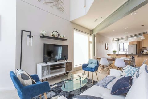 Unit 1 - Beautiful Living Room