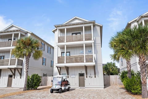 Serenity By The Sea Exterior Alt