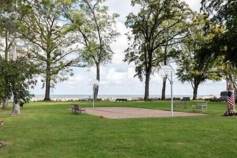 047a9cf9 0646 4d51 95b2 0fa10087f4d6