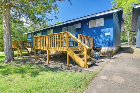 Exterior | Deck | Charcoal Grill (Charcoal Not Provided)