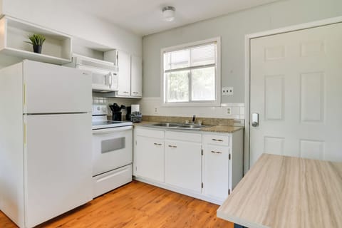 Kitchen | Cooking Basics | Drip Coffee Maker | Toaster