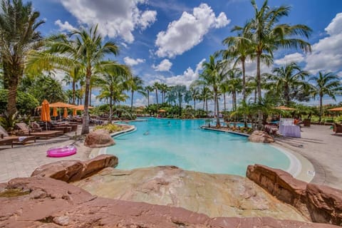 Paradise found! Swim, sun, play: However you relax, you’ll enjoy it twice as much at the stunning grand resort pool.