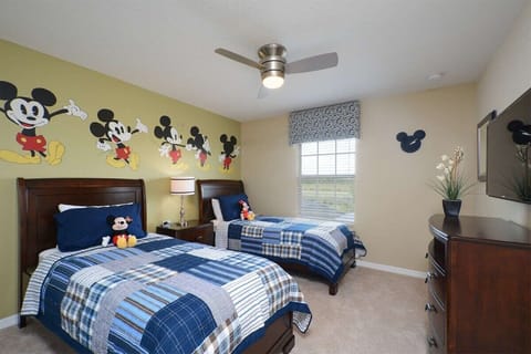 themed bedroom