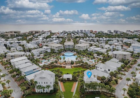 Prime location to go to the beach, pool, Rosemary or Alys