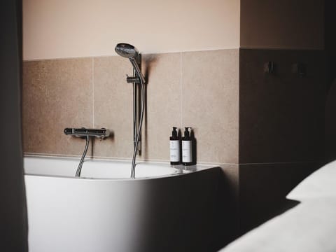 Bubble Bath Suite - Das Salz House in Salzburg