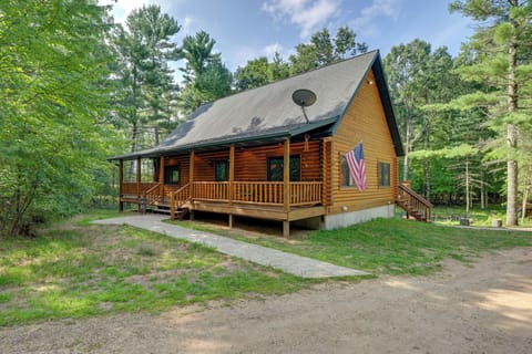 Arkdale Vacation Rental | 4BR | 3BA | 2,400 Sq Ft | Stairs Required