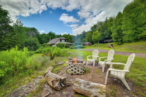 Bloomville Vacation Rental | 4BR | 3.5BA | 3,500 Sq Ft | Stairs Required