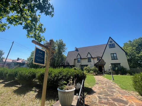 The RoccaDawn, a historic and charming English Tudor home. 