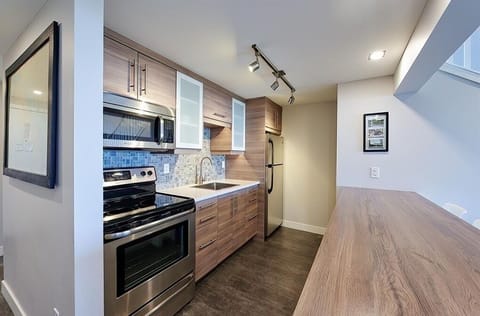 fully stocked kitchen