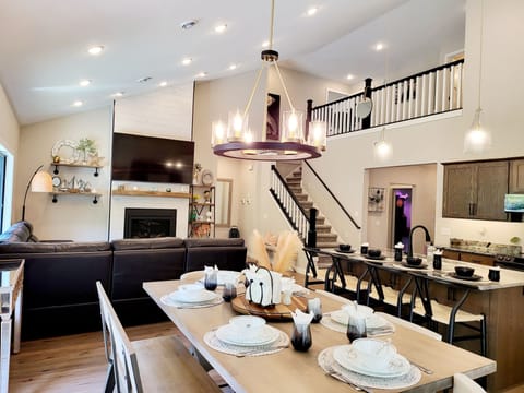 Dining/kitchen/living room