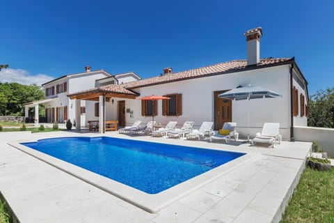 Holiday Home Swimming Pool