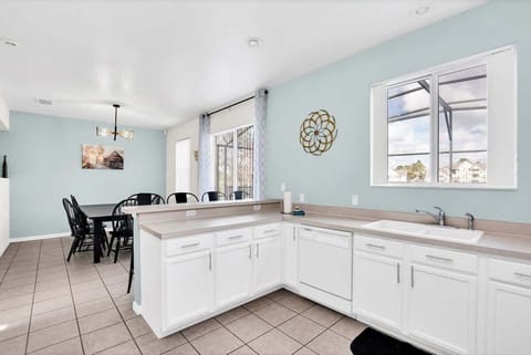 Modern Dining Area Featuring a Spacious Counter