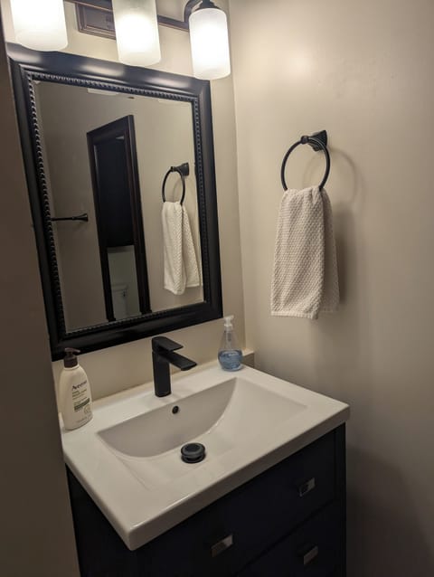 fcdcfce9-691e-41ee-a3c7-1e4609e26444