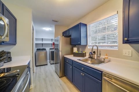 Kitchen | Cooking Basics | Dishware & Flatware