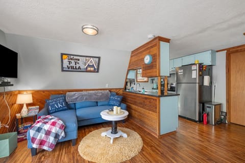 42” Smart TV in Livingroom, open Galley social Kitchen