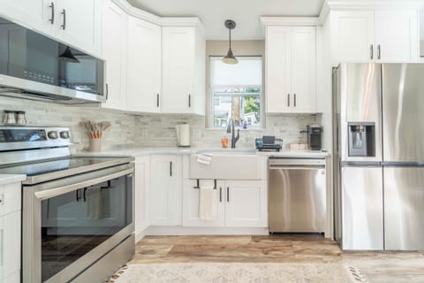 6caa2ddb-4a49-4884-864d-e0fde7f6acf4