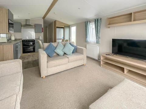 Naze Marine, part of Parkdean Resorts, is the perfect destination for static caravan holidays and dog-friendly UK breaks, offering a cosy living room in a caravan for your family to relax after exploring the best things to do in Essex.