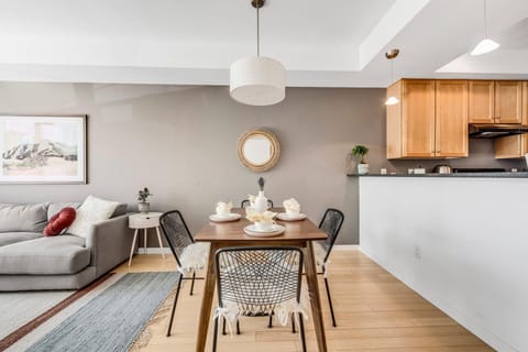 Open concept living, dining and kitchen