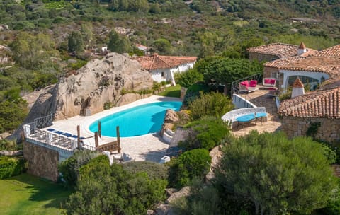 Building Exterior, Facilities, Garden, Outdoor, Pool, Spring, Summer, Wellness